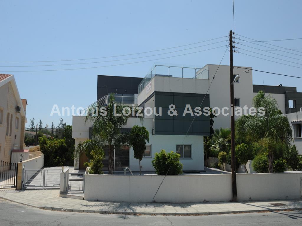 Four Bedroom Ground Floor Apartment with Pool  properties for sale in cyprus