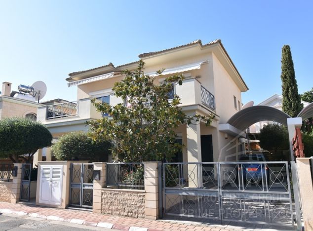 Townhouse in Limassol (Potamos Germasogeias) for sale