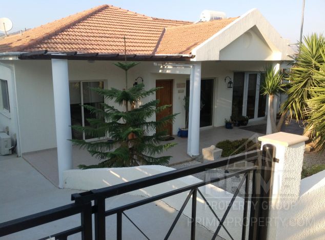 Bungalow in Limassol (Pyrgos) for sale