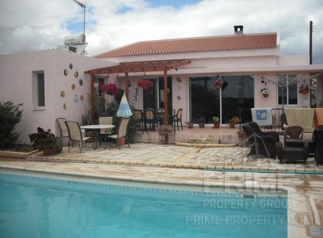 Sale of villa, 150 sq.m. in area: Pyrgos -