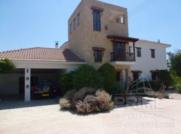 Sale of villa, 300 sq.m. in area: Pyrgos -