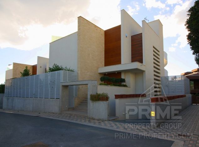 Sale of villa, 500 sq.m. in area: Pyrgos -