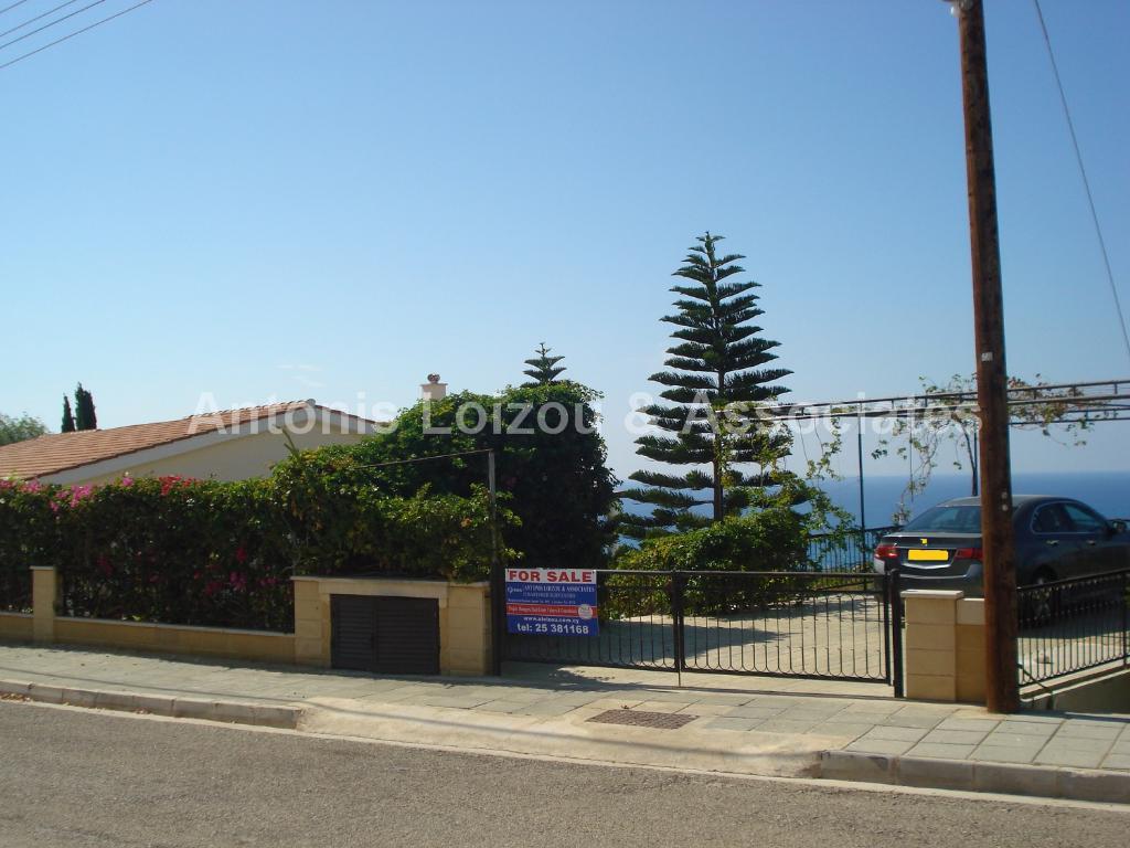 Detached Bungalo in Limassol (Secret Valley) for sale