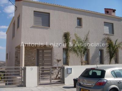 Detached House in Nicosia (Agia Varvara) for sale