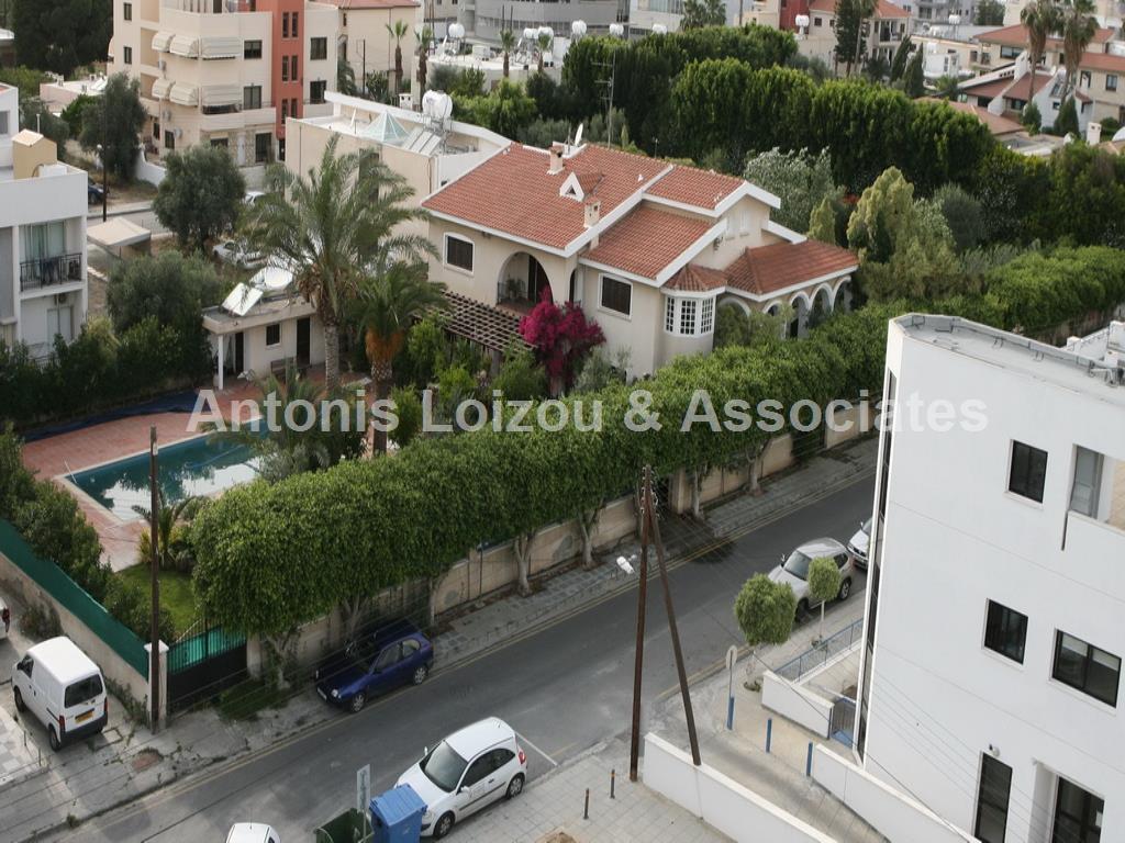 Detached House in Nicosia (Engomi ) for sale