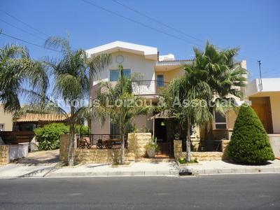 Detached House in Nicosia (Strovolos) for sale