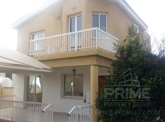 Town house in Paphos (Anavargos) for sale