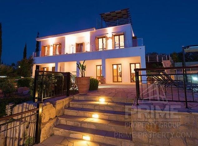 Sale of villa, 300 sq.m. in area: Aphrodite Hills -