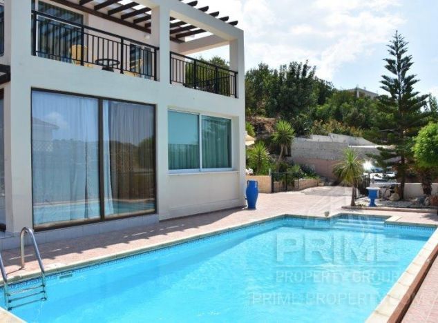 Villa in Paphos (Armou) for sale