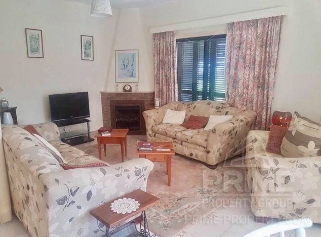 Townhouse in Paphos (Chloraka) for sale