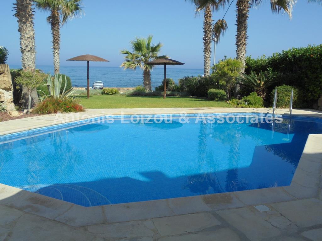 Luxurious 5 bedroom beachfront villa in Chlorakas properties for sale in cyprus