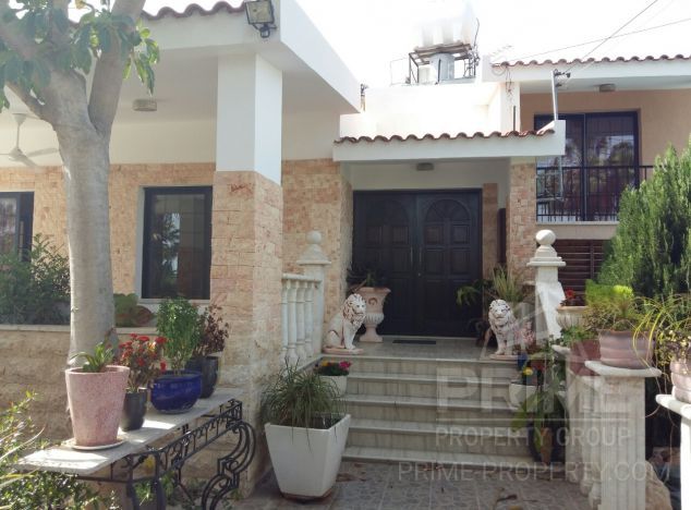Villa in Paphos (Coral Bay) for sale