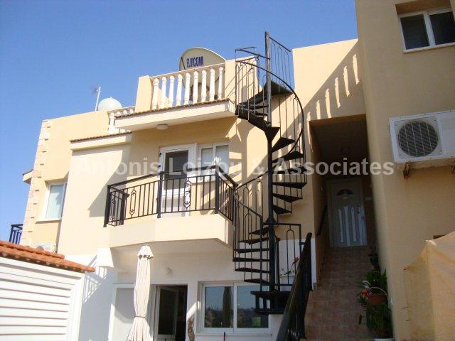 Apartment in Paphos (Exo Vrisi) for sale