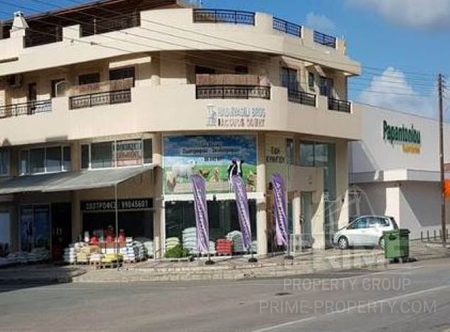 Sale of shop, 200 sq.m. in area: Geroskipou - properties for sale in cyprus