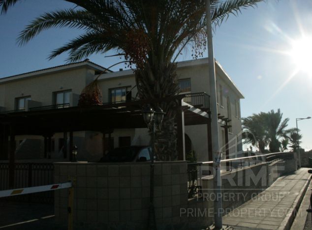 Sale of townhouse, 90 sq.m. in area: Kato Paphos - properties for sale in cyprus