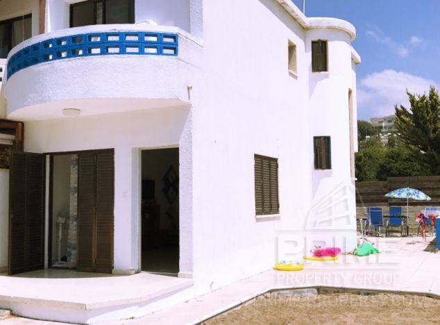 Townhouse in Paphos (Kato Paphos) for sale