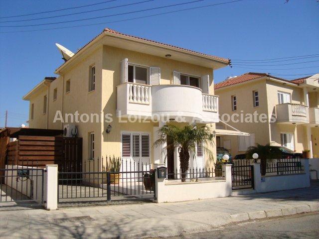Detached House in Paphos (Kato Paphos) for sale