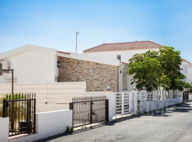 Villa in Paphos (Mandria) for sale
