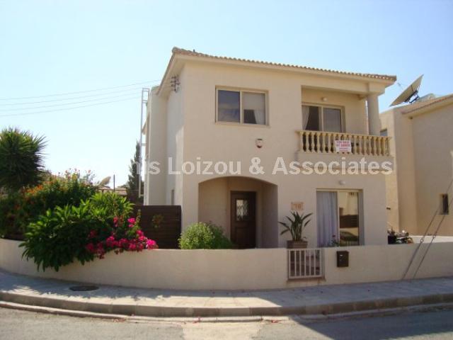 Detached House in Paphos (Mandria) for sale
