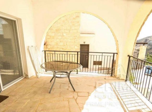 Villa in Paphos (Marathounta) for sale