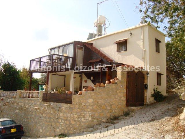 Detached Village in Paphos (Mesa Chorio) for sale