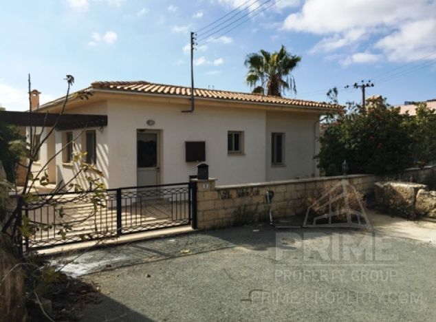 Bungalow in Paphos (Mesogi) for sale