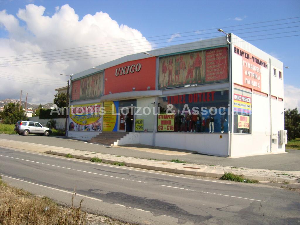 Shop in Paphos (Mesogi) for sale