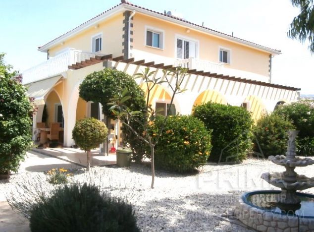 Sale of villa, 247 sq.m. in area: Pegeia - properties for sale in cyprus