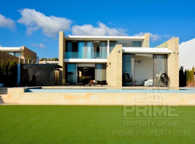 Sale of villa, 615 sq.m. in area: Pegeia - properties for sale in cyprus