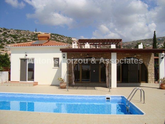 Detached Bungalo in Paphos (Peyia) for sale