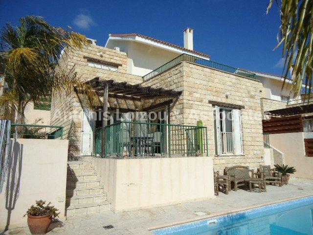 Detached House in Paphos (Peyia) for sale