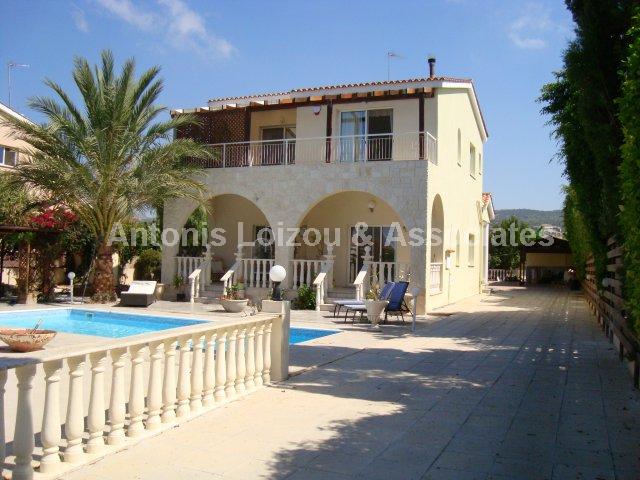 Villa in Paphos (Sea Caves Peyia) for sale