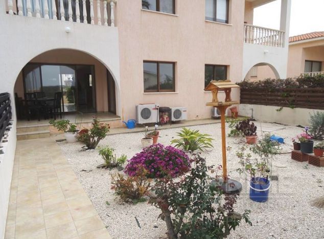 Sale of garden apartment in area: Tala -