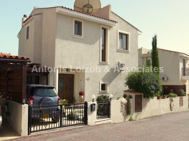 Detached House in Paphos (Tremithousa) for sale