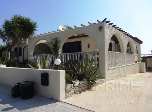 Bungalow in Paphos (Tsada) for sale