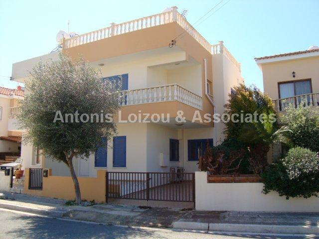 Semi detached Ho in Paphos (Universal) for sale
