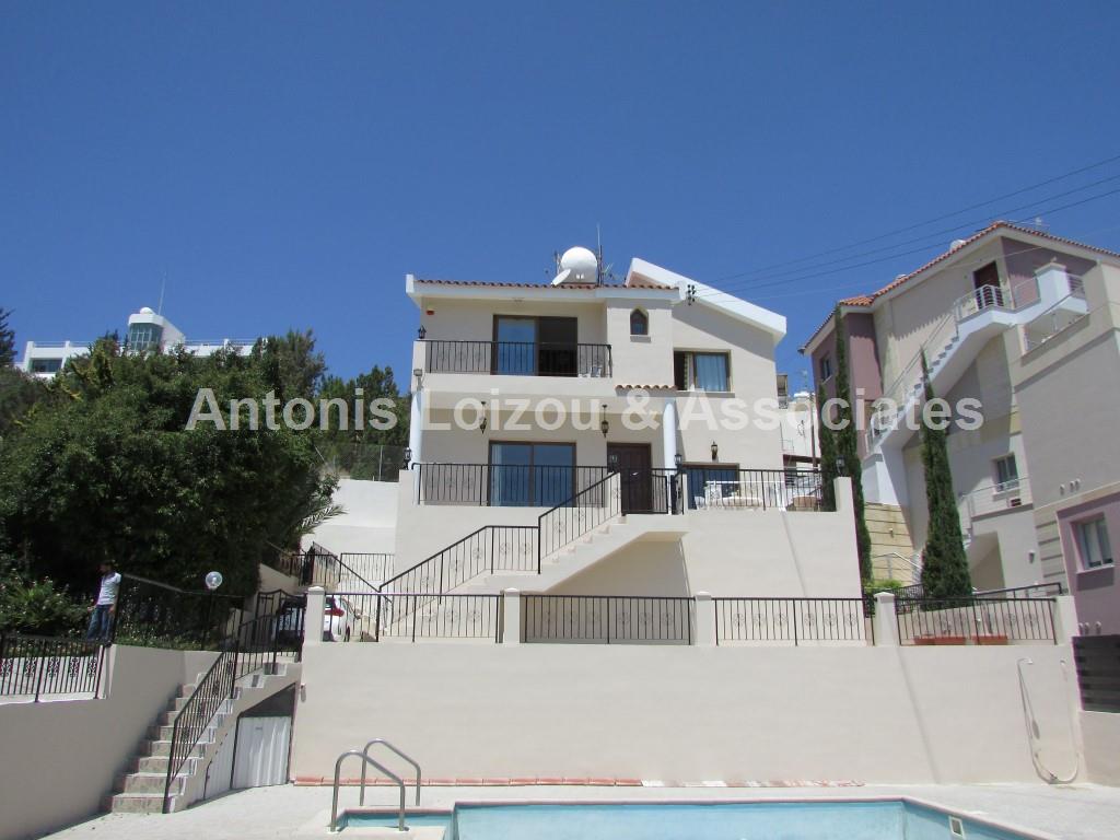 4 Bed Villa in Yeroskipou properties for sale in cyprus