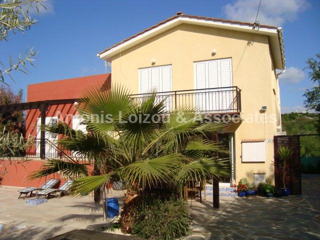 Detached House in Paphos (Giolou) for sale