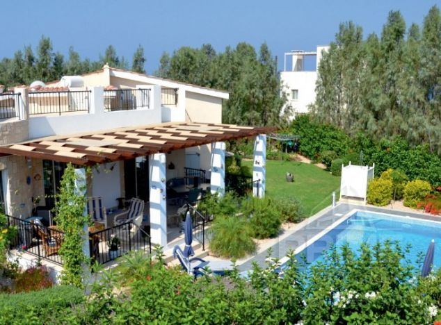 Sale of villa, 223 sq.m. in area: Pomos -