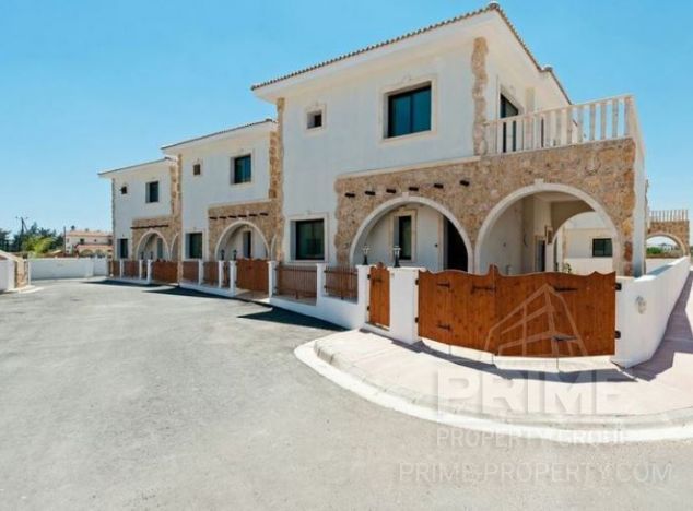 Town house in  (Avgorou) for sale