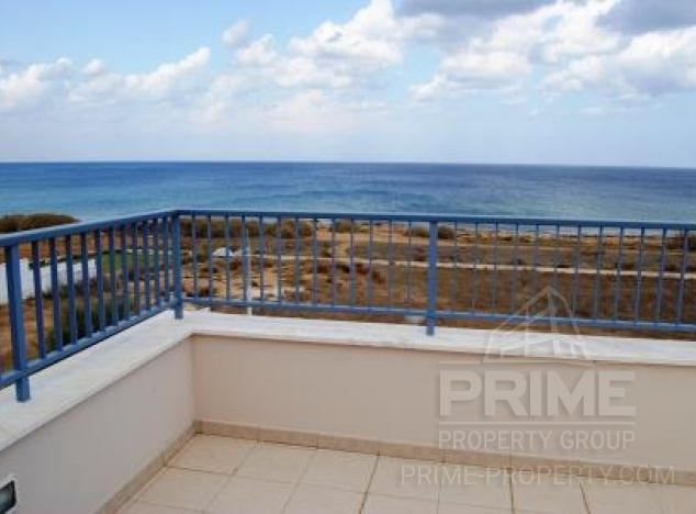 Sale of townhouse, 215 sq.m. in area: Ayia Triada - properties for sale in cyprus