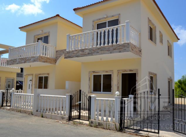 Sale of townhouse, 89 sq.m. in area: Center - properties for sale in cyprus