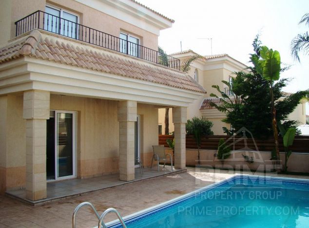 Sale of villa, 150 sq.m. in area: Center -