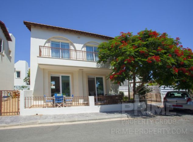 Villa in  (Pernera) for sale