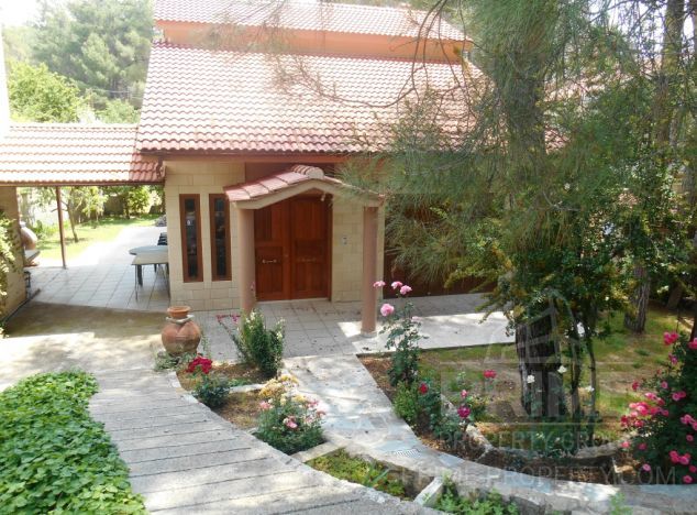 Sale of villa, 210 sq.m. in area: Moniatis -