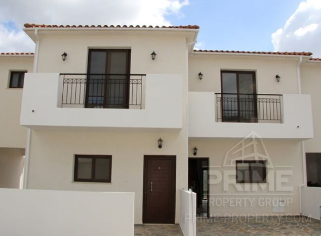 Sale of townhouse, 80 sq.m. in area: Platres - properties for sale in cyprus