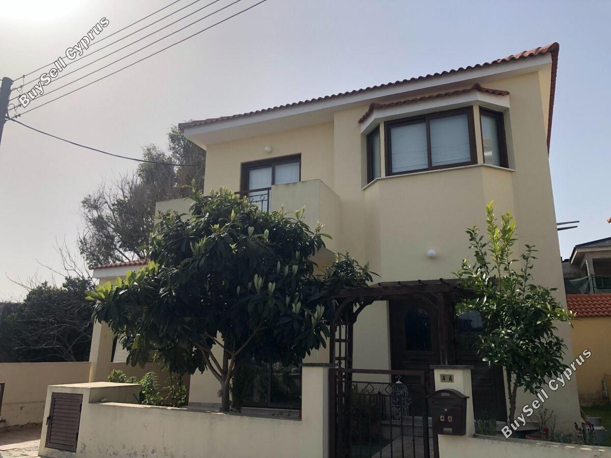 Detached house in Nicosia Lakatameia for sale Cyprus